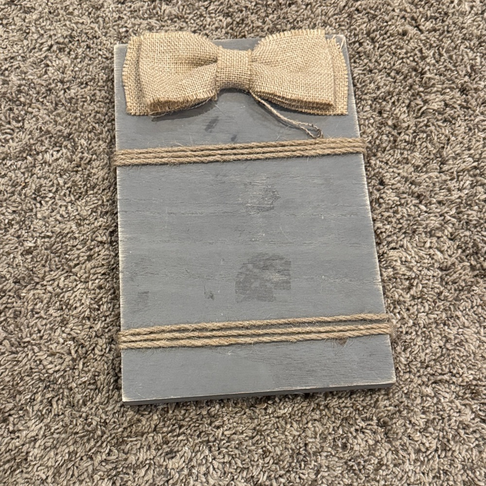 Gray Burlap Bow Tie Accessory